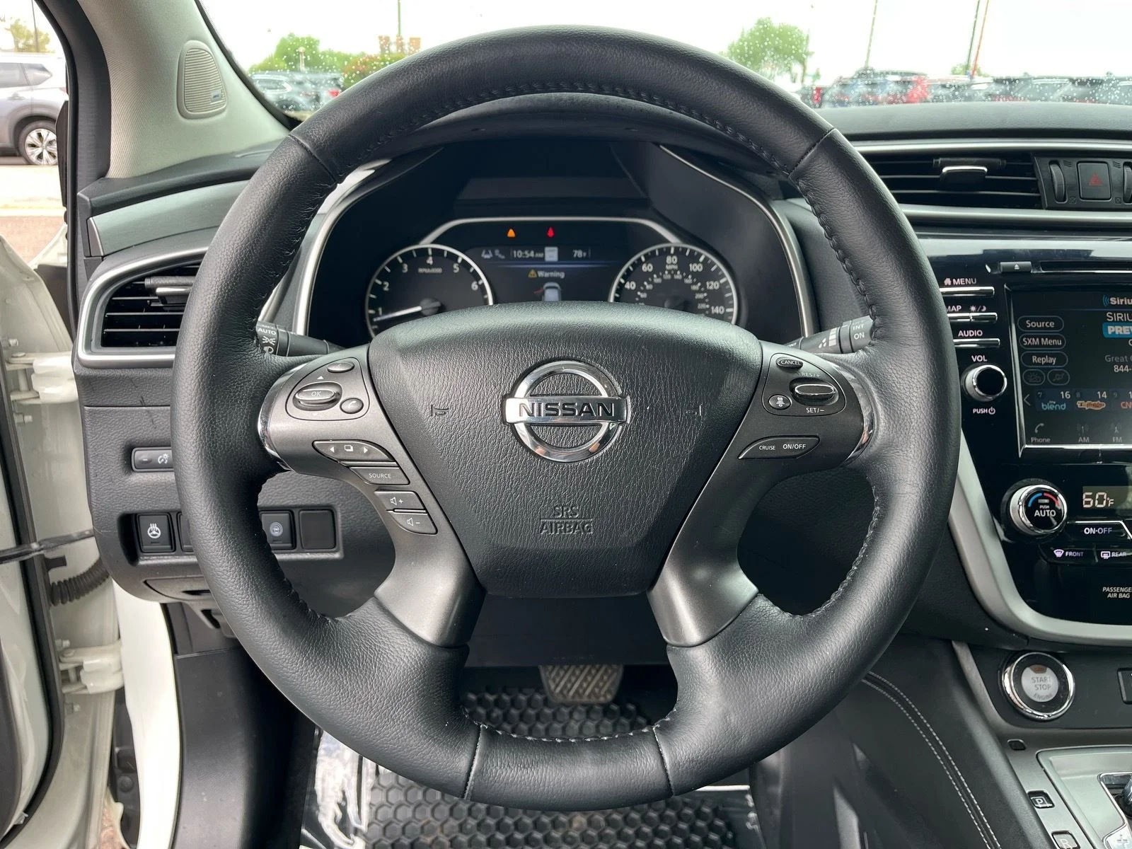 Used 2019 Pearl White Tricoat Nissan SL image 17