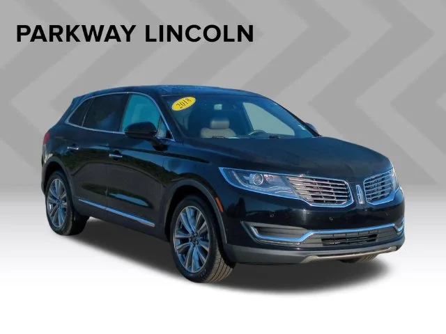 Used 2018 Black Lincoln Reserve image 7