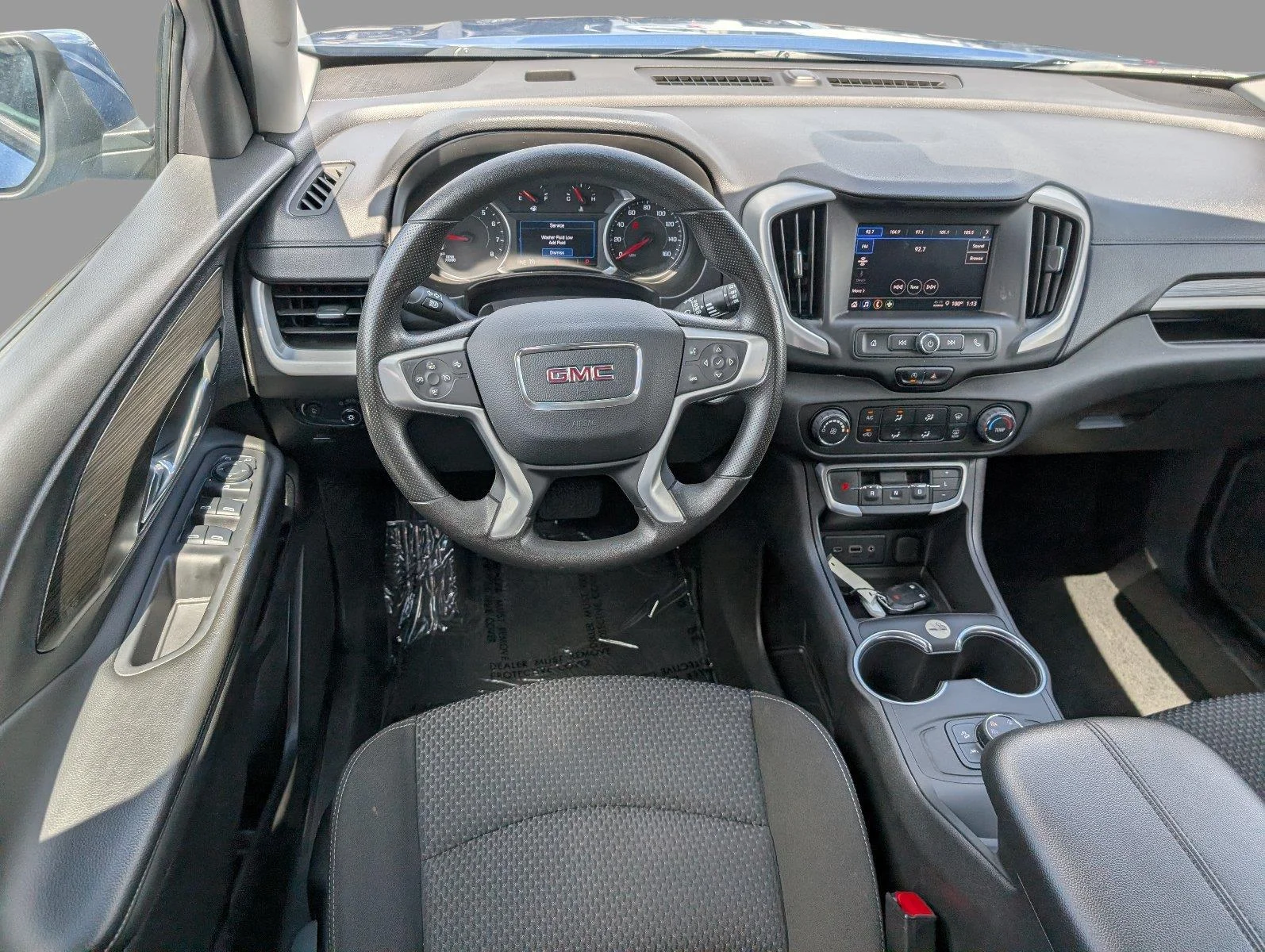 Used 2024 Downpour Metallic GMC SLE image 29