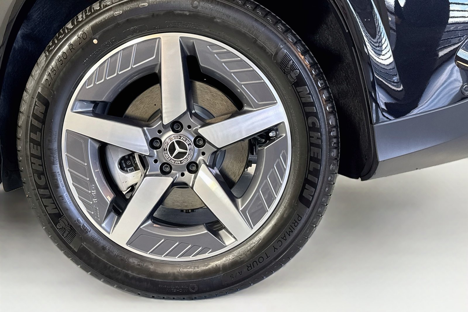 New 2027 Obsidian Black Metallic Mercedes-Benz GLE 450 image 29