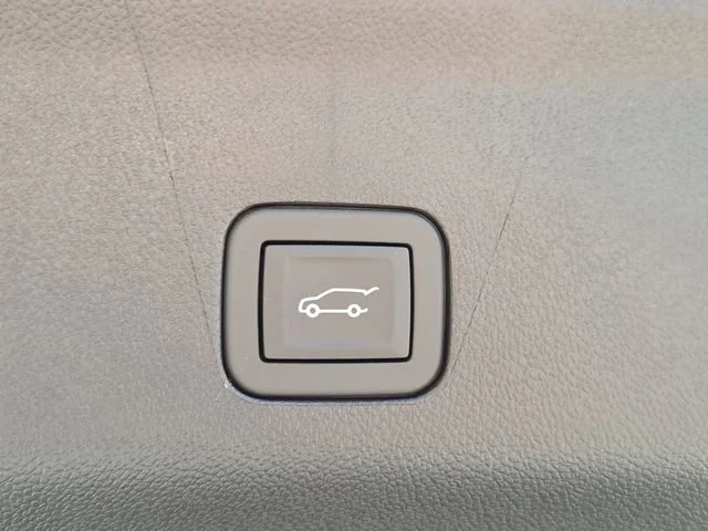2026 Cadillac Escalade Platinum Luxury - Photo 16