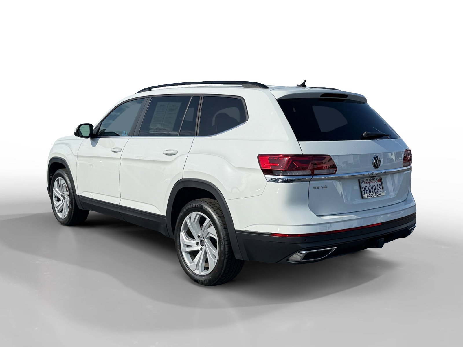 Certified Used 2023 Pure White Volkswagen 3.6L V6 SE w/Technology image 3