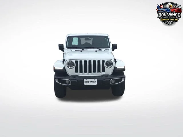 Used 2022 White Jeep Unlimited Sahara image 8