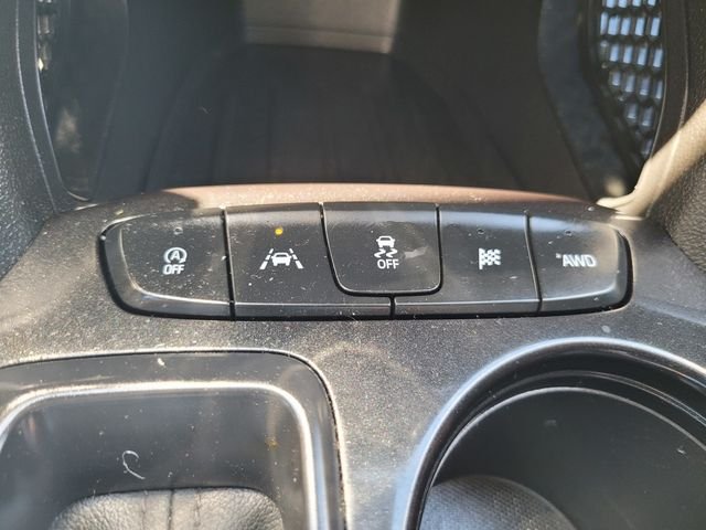 Used 2023 White Chevrolet LT image 26