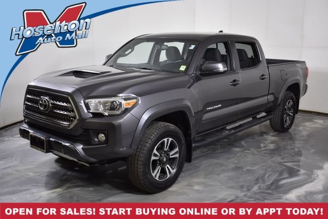2017 Toyota Tacoma TRD Sport Double Cab V6 4x4 V6 Auto LB's photo