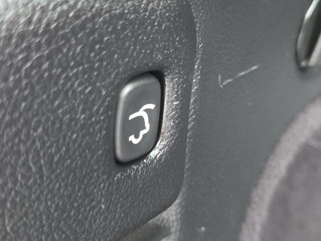 Used 2012 Brilliant Black Crystal Pearl Jeep SRT8 image 18