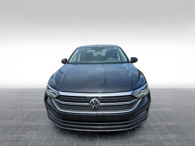 Used 2024 Black Volkswagen 1.5T S image 2