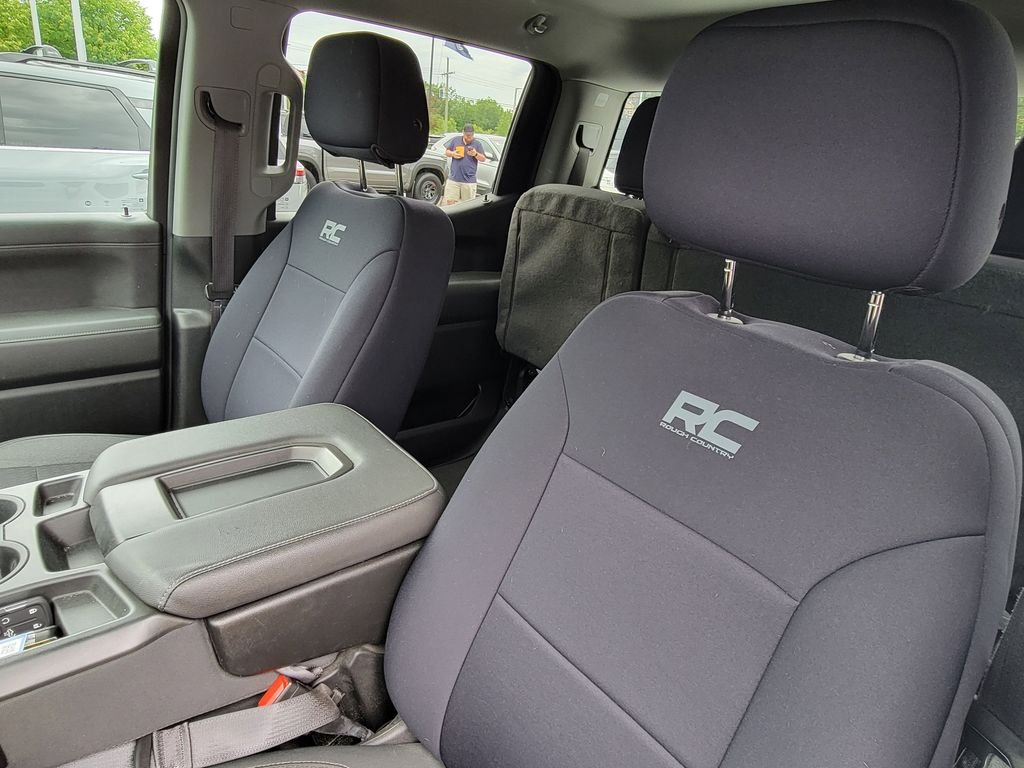 Used 2022 Summit White Chevrolet LT image 12