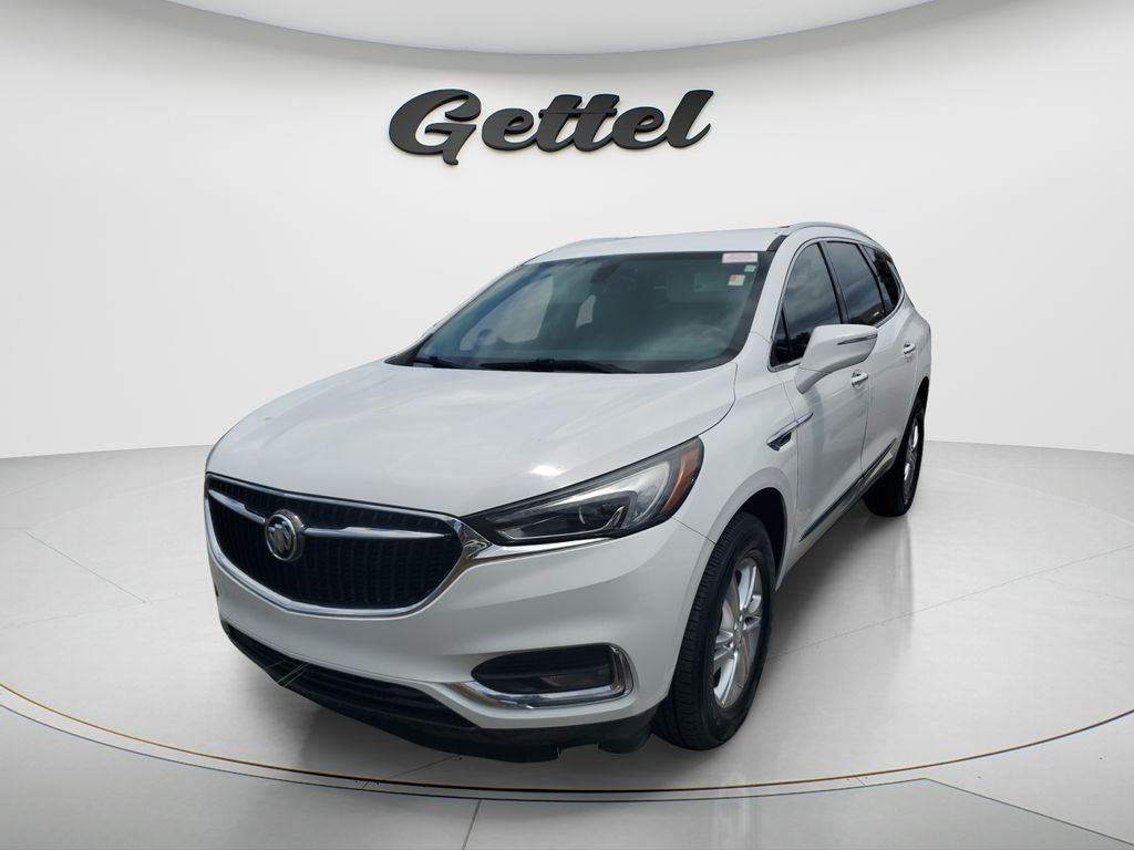 2018 Buick Enclave Essence's photo