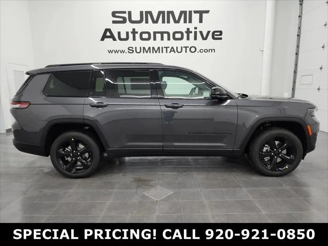 New 2025 Baltic Gray Metallic Clear-Coat Exterior Paint Jeep Limited image 13