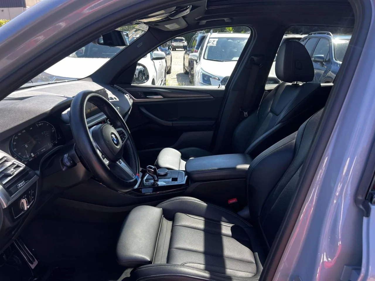 Used 2024 Gray Metallic BMW xDrive30i image 23