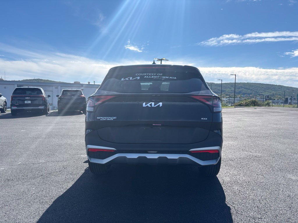 Certified Used 2025 Black Kia LX image 4