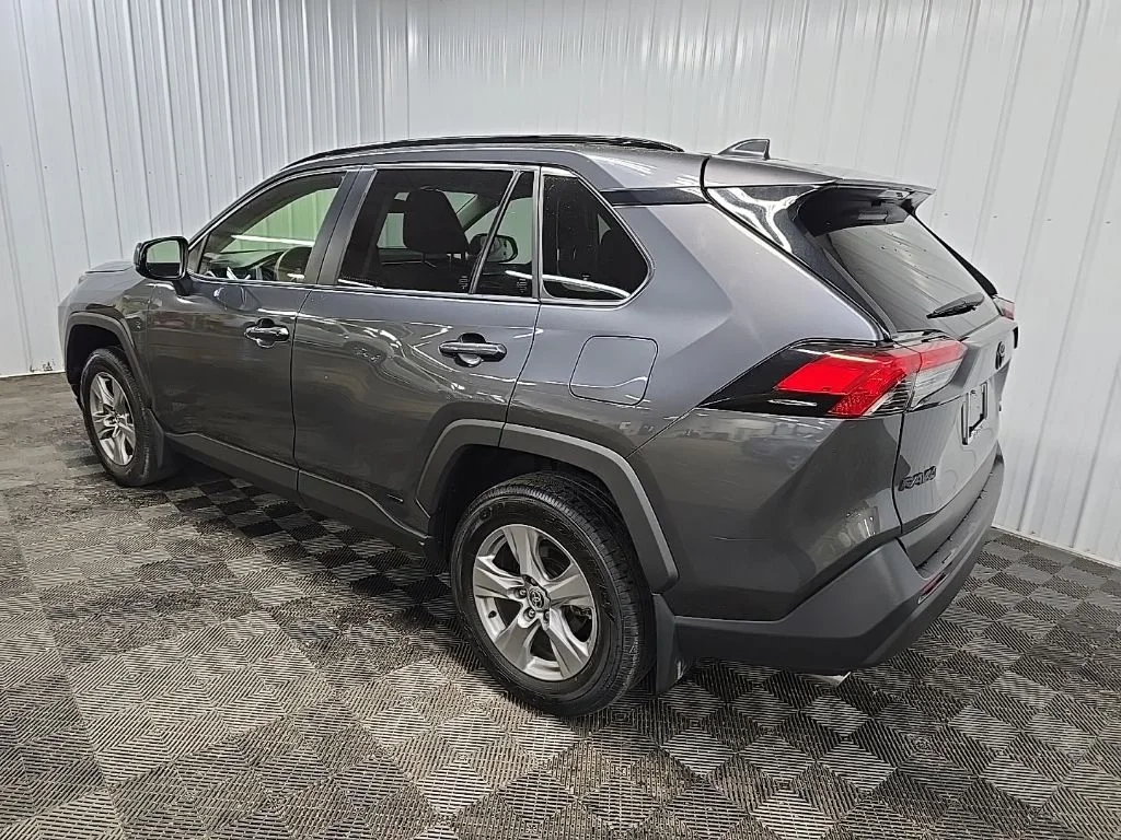 Used 2022 Gray Toyota LE image 9