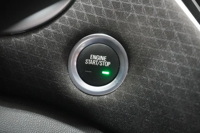 Used 2024 Summit White Chevrolet RS image 27