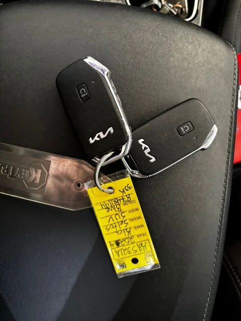 Used 2023 Silver Kia S image 14