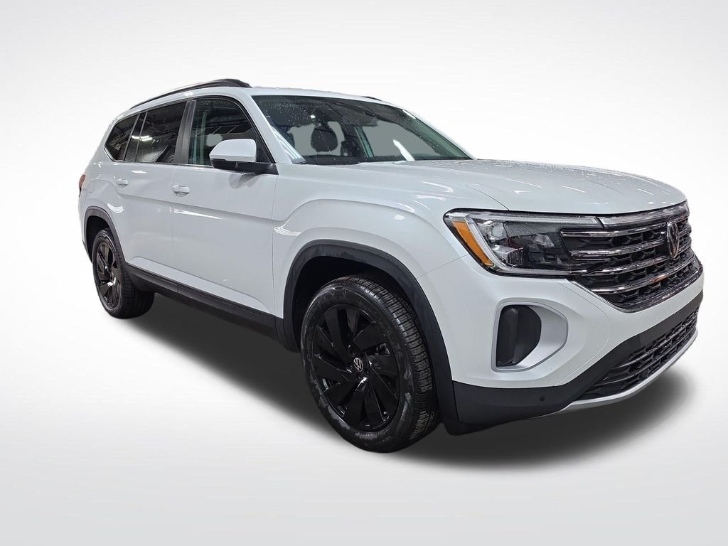 New 2026 White/off-white Volkswagen 2.0T SE w/Technology image 3