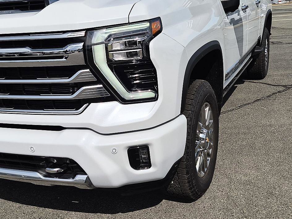 2026 Chevrolet Silverado 2500 HD High Country - Photo 9