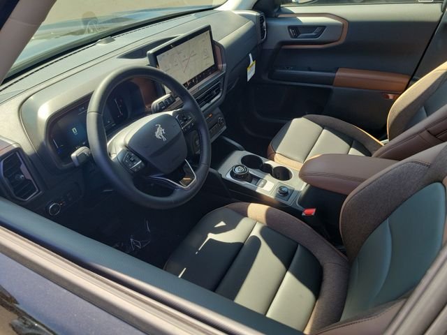 New 2026 Shadow Black Ford Outer Banks® image 3