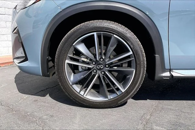 2025 INFINITI QX55 Essential - Photo 10
