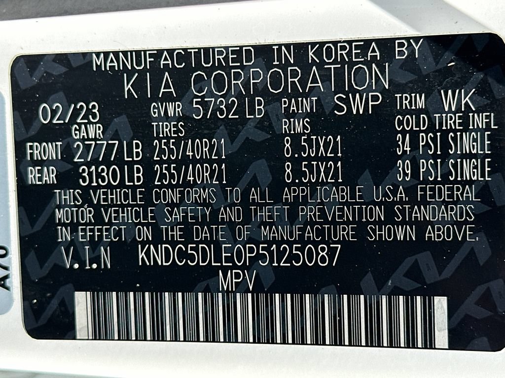 Used 2023  Kia GT image 35