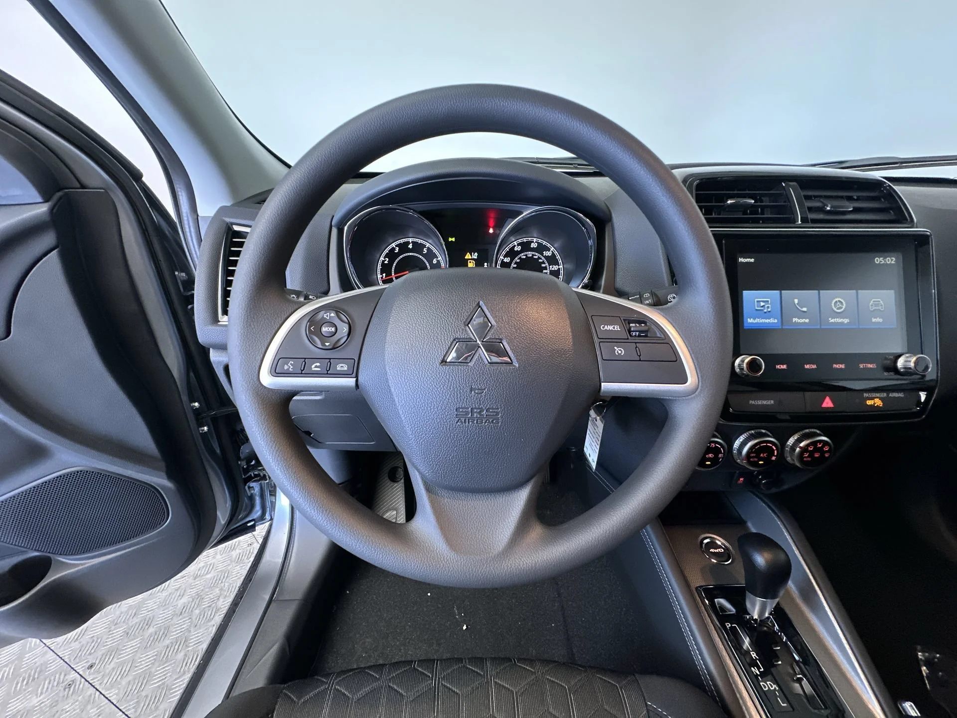 New 2026 Mercury Gray Metallic Mitsubishi S image 15