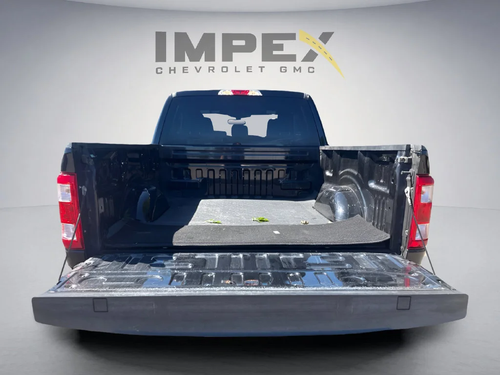 Used 2023  Ford XL image 26