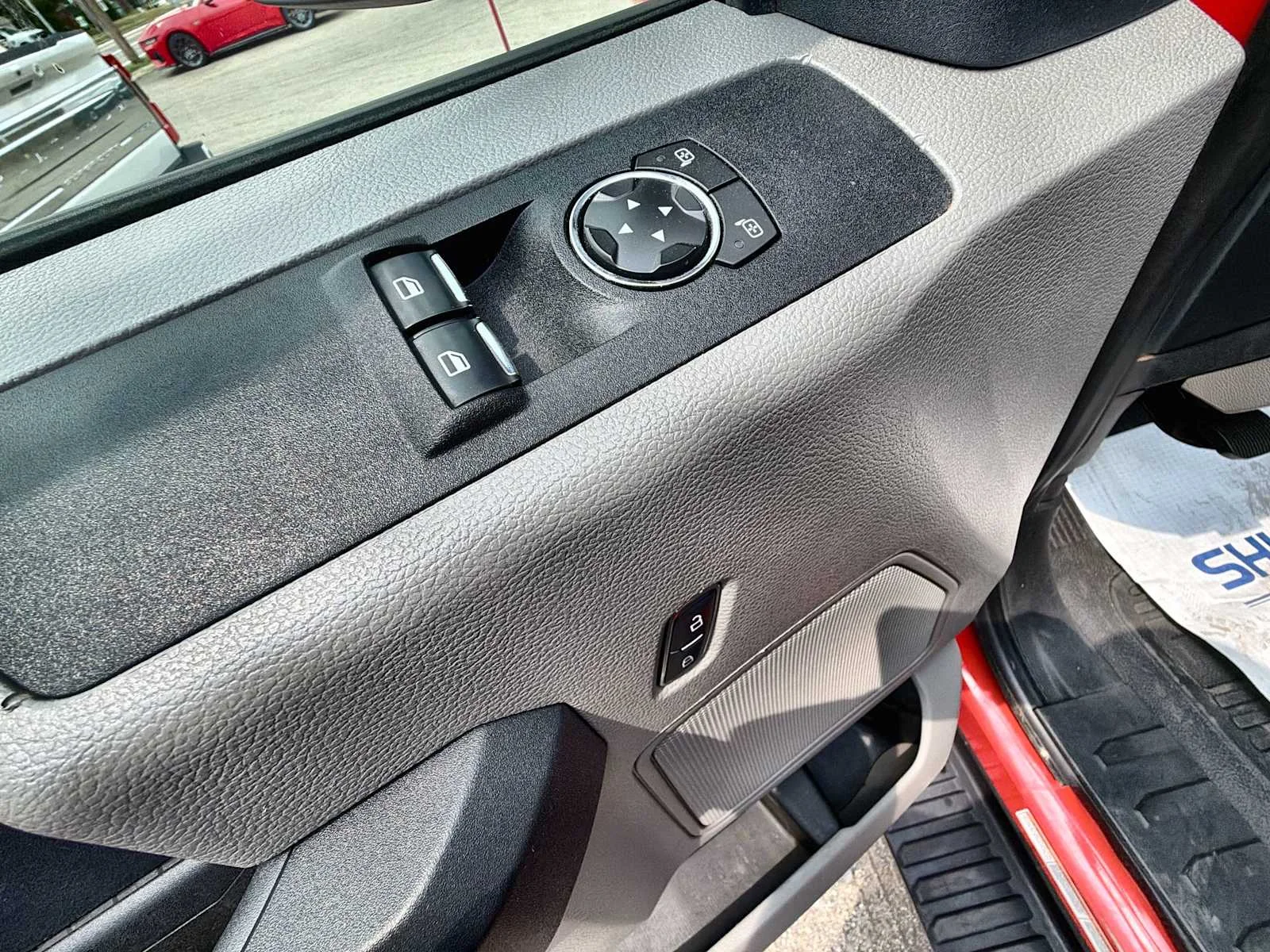 Used 2022 RED Ford XL image 15