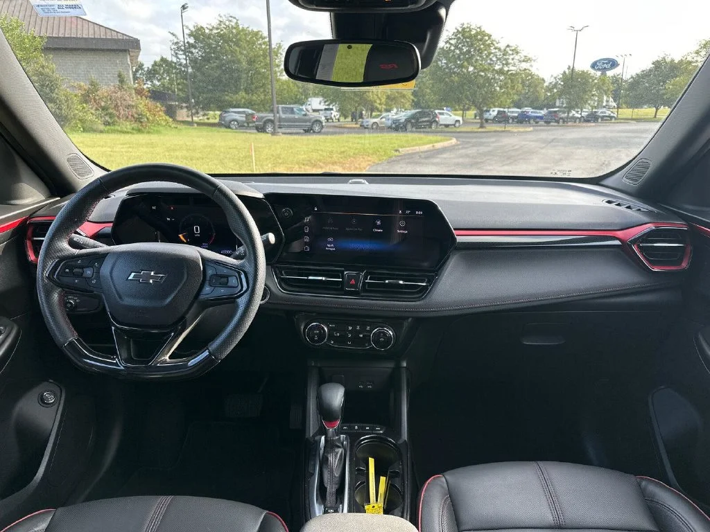 Used 2024 Green Chevrolet RS image 2