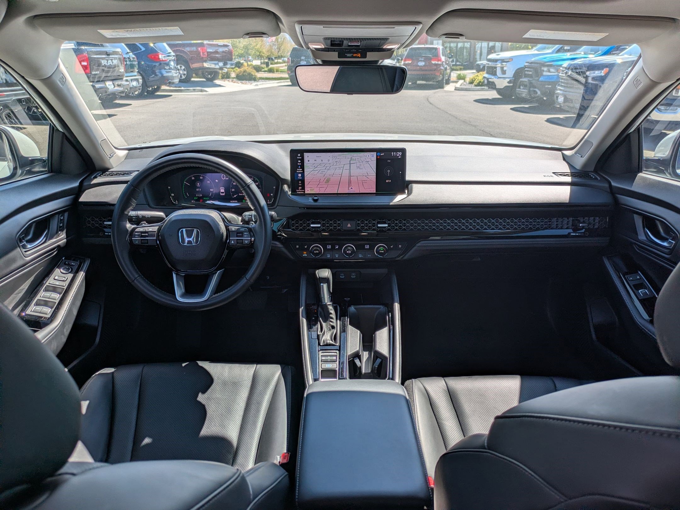 Used 2023 White Honda Touring image 29
