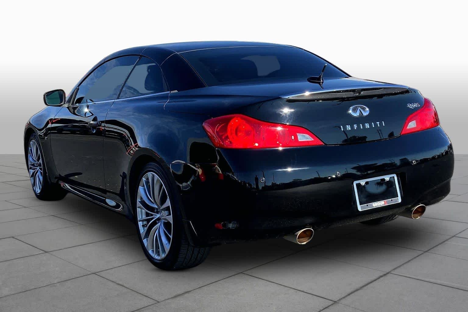 Used 2014 Black Obsidian INFINITI  image 12