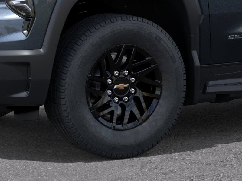 2026 Chevrolet Silverado EV LT - Photo 9