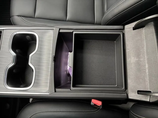2026 GMC Acadia Elevation - Photo 31