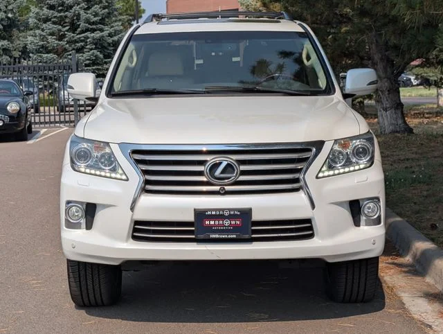 Used 2013 Starfire Pearl Lexus 570 image 6
