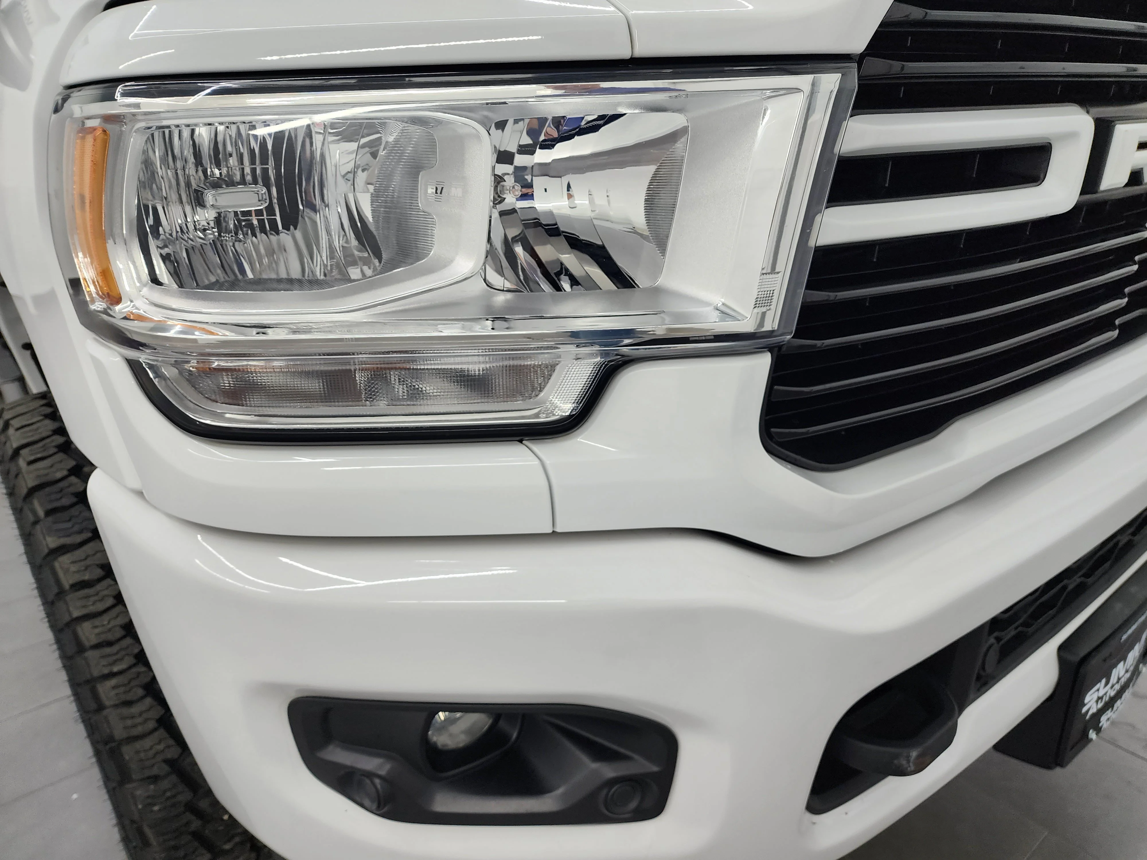 Used 2019 Bright White Clearcoat Ram Big Horn image 22