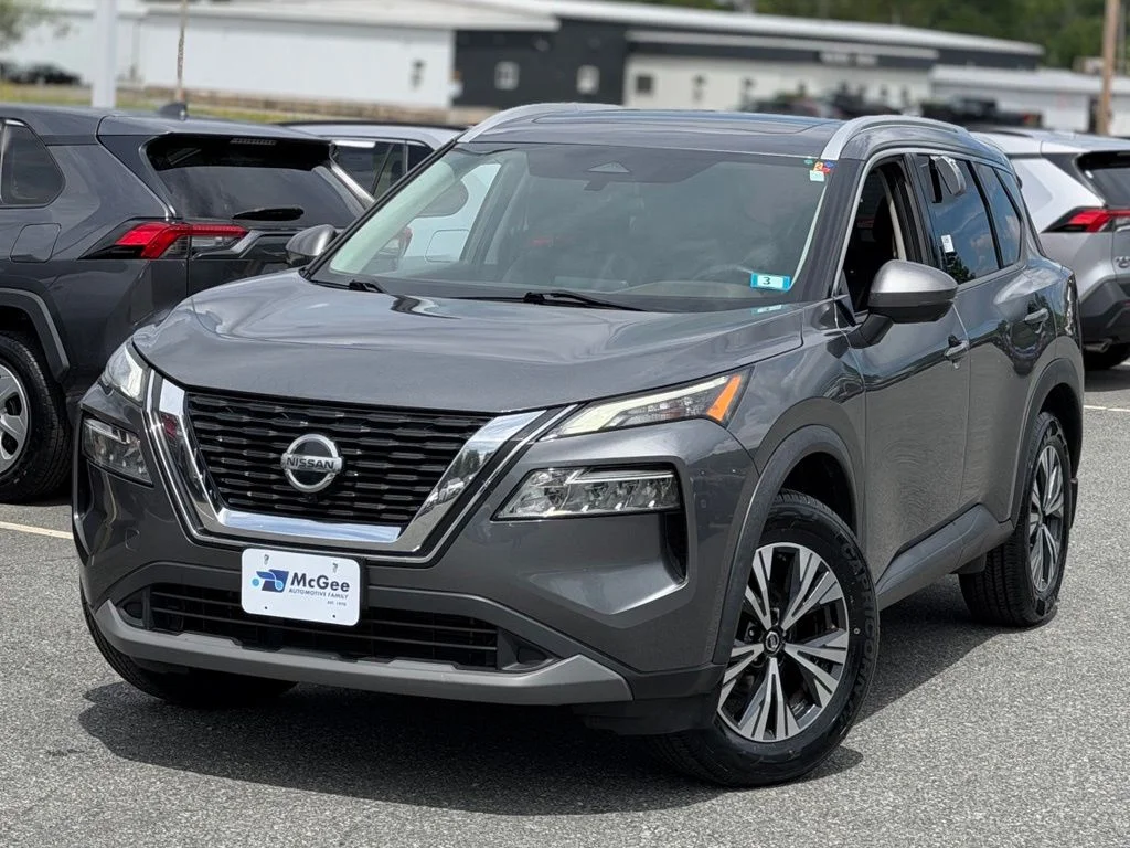 Used 2021 Gray Nissan SV image 1