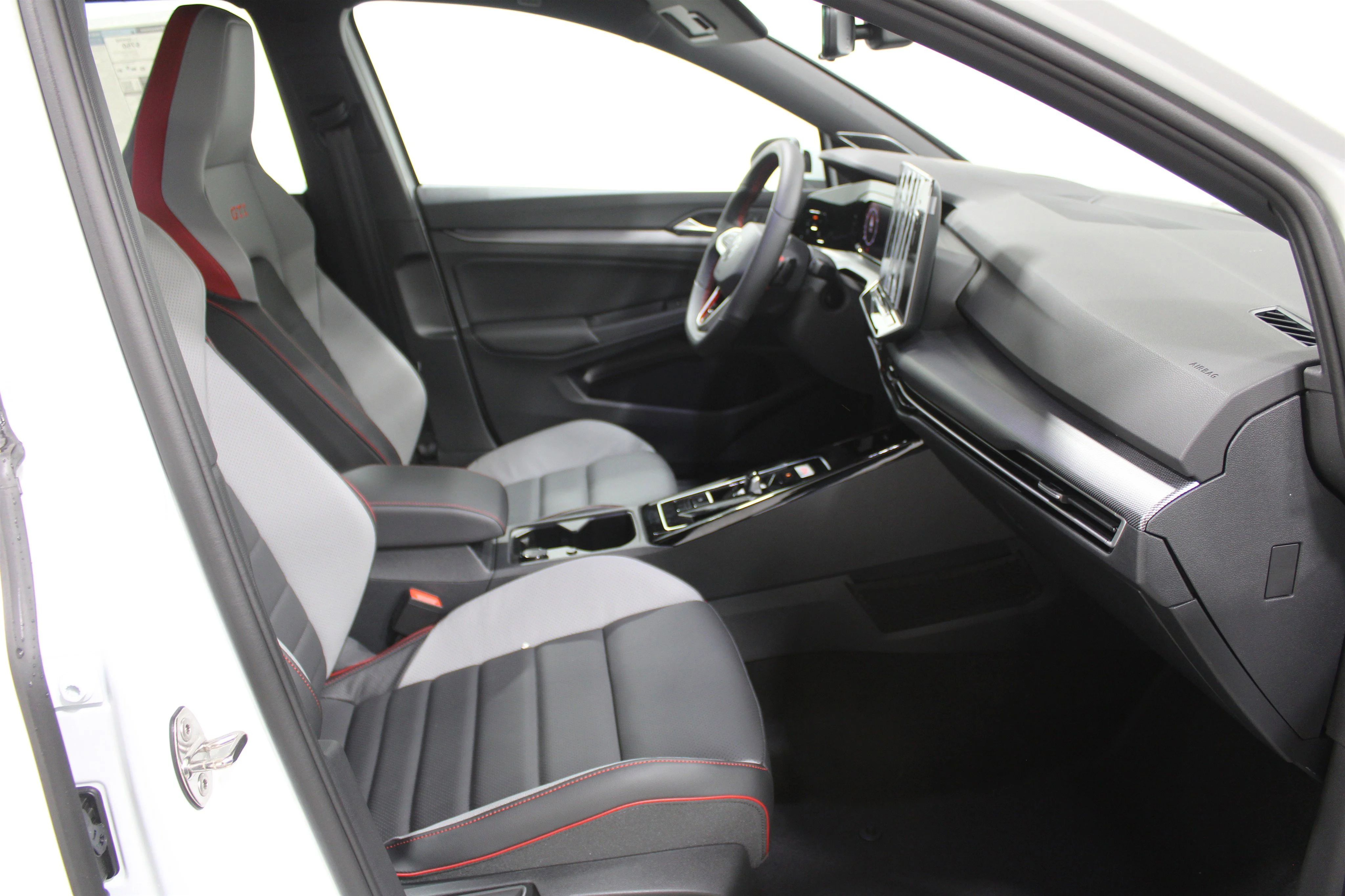 New 2026 Opal White Pearl Volkswagen Autobahn image 23