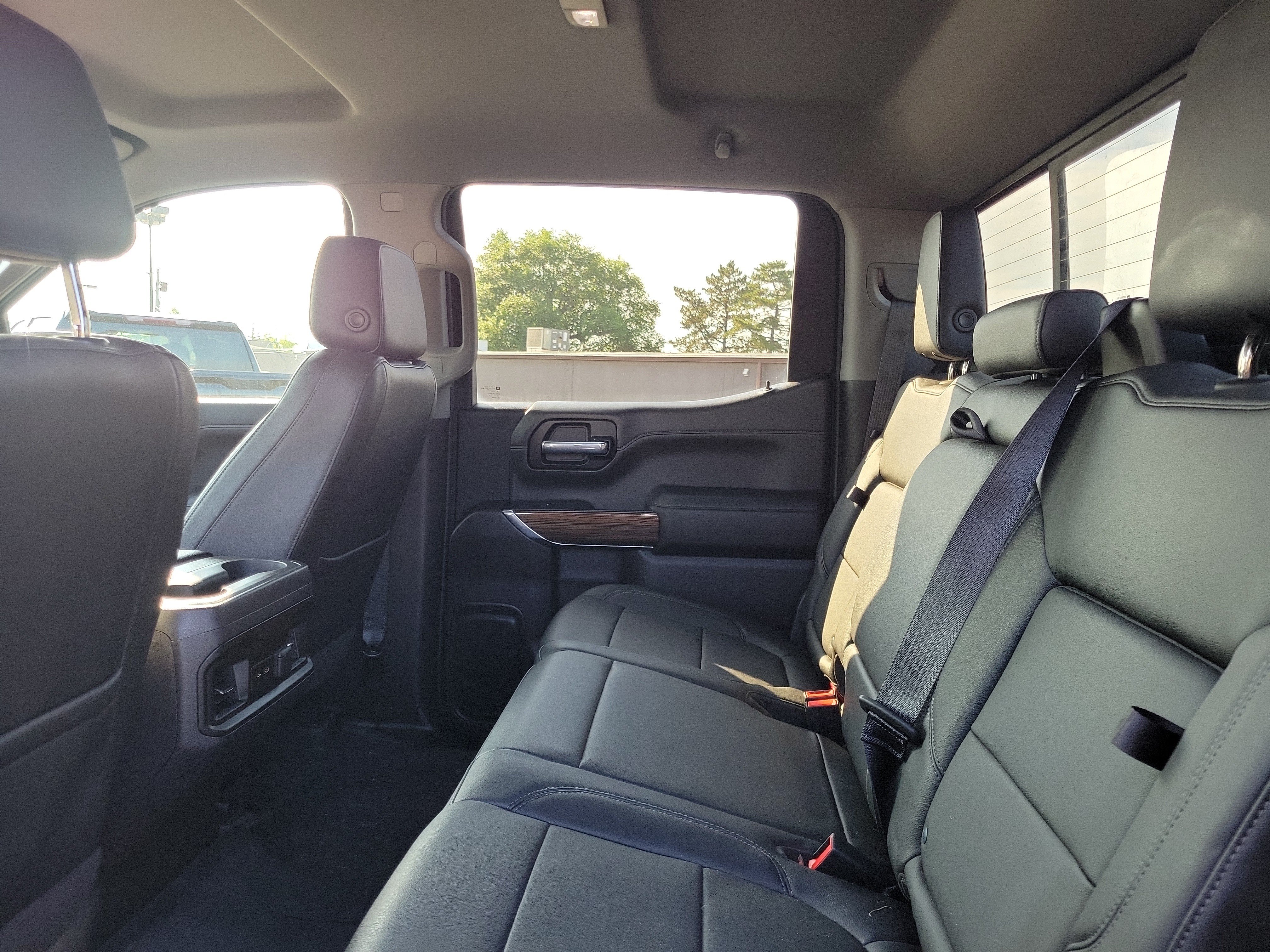 Used 2021 CHERRY RED TINTCOAT Chevrolet RST image 11
