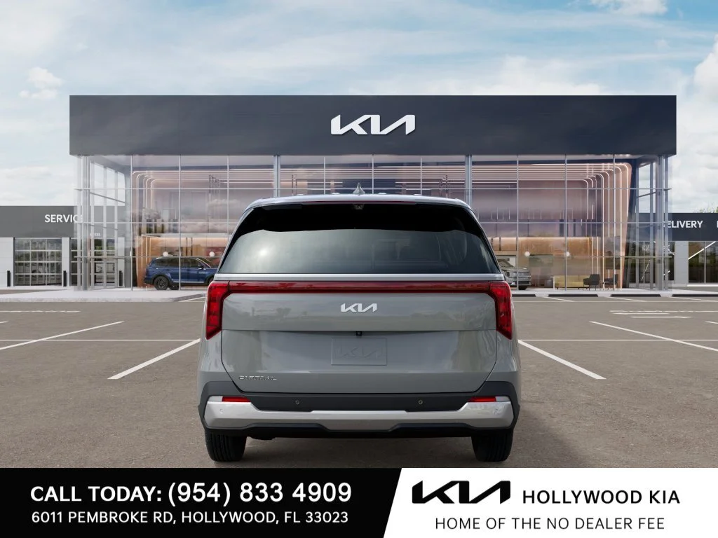 New 2027 Ceramic Silver Kia LXS image 5