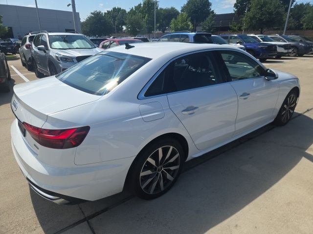 Used 2022  Audi 40 Premium image 3