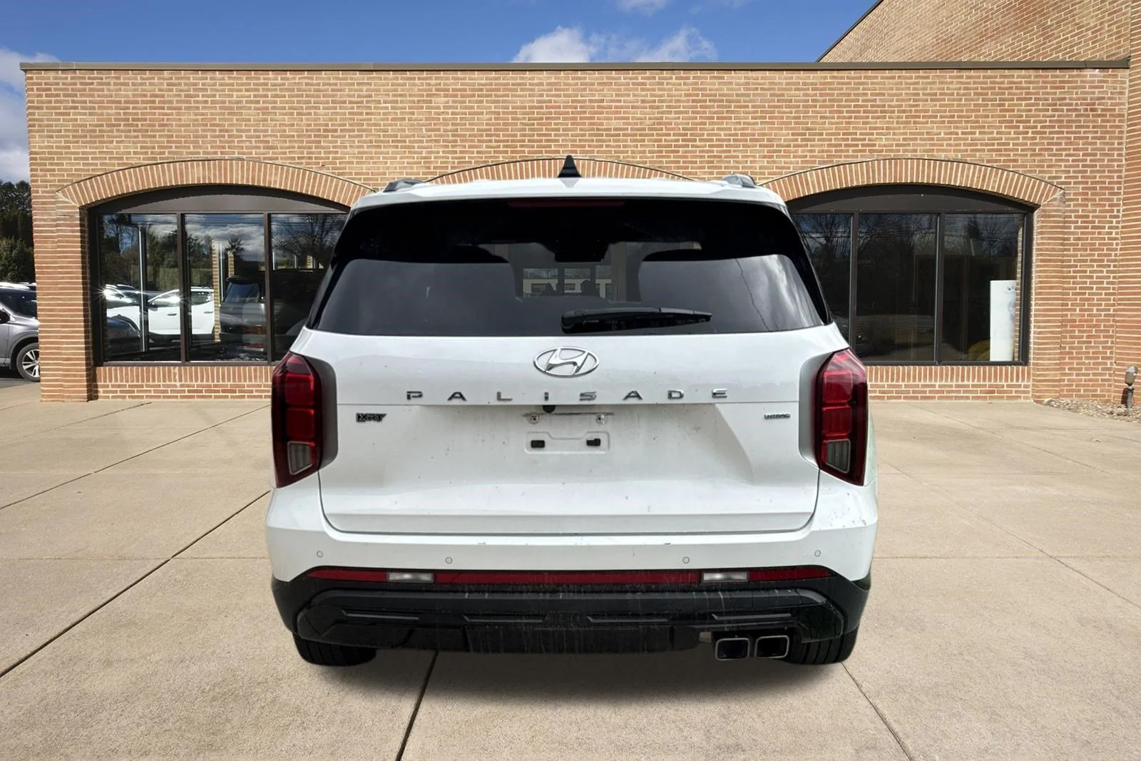 Used 2025 Hyper White Hyundai XRT image 4
