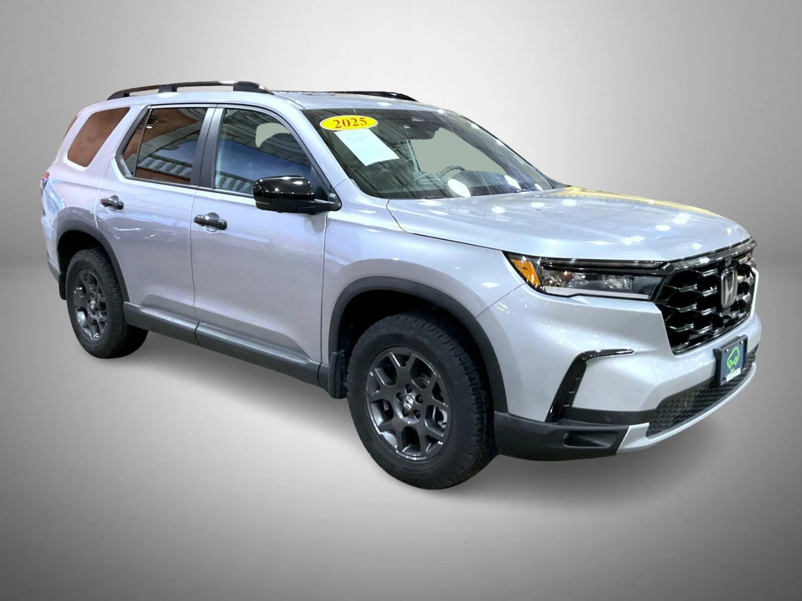 Certified Used 2025 Silver Honda TrailSport image 3