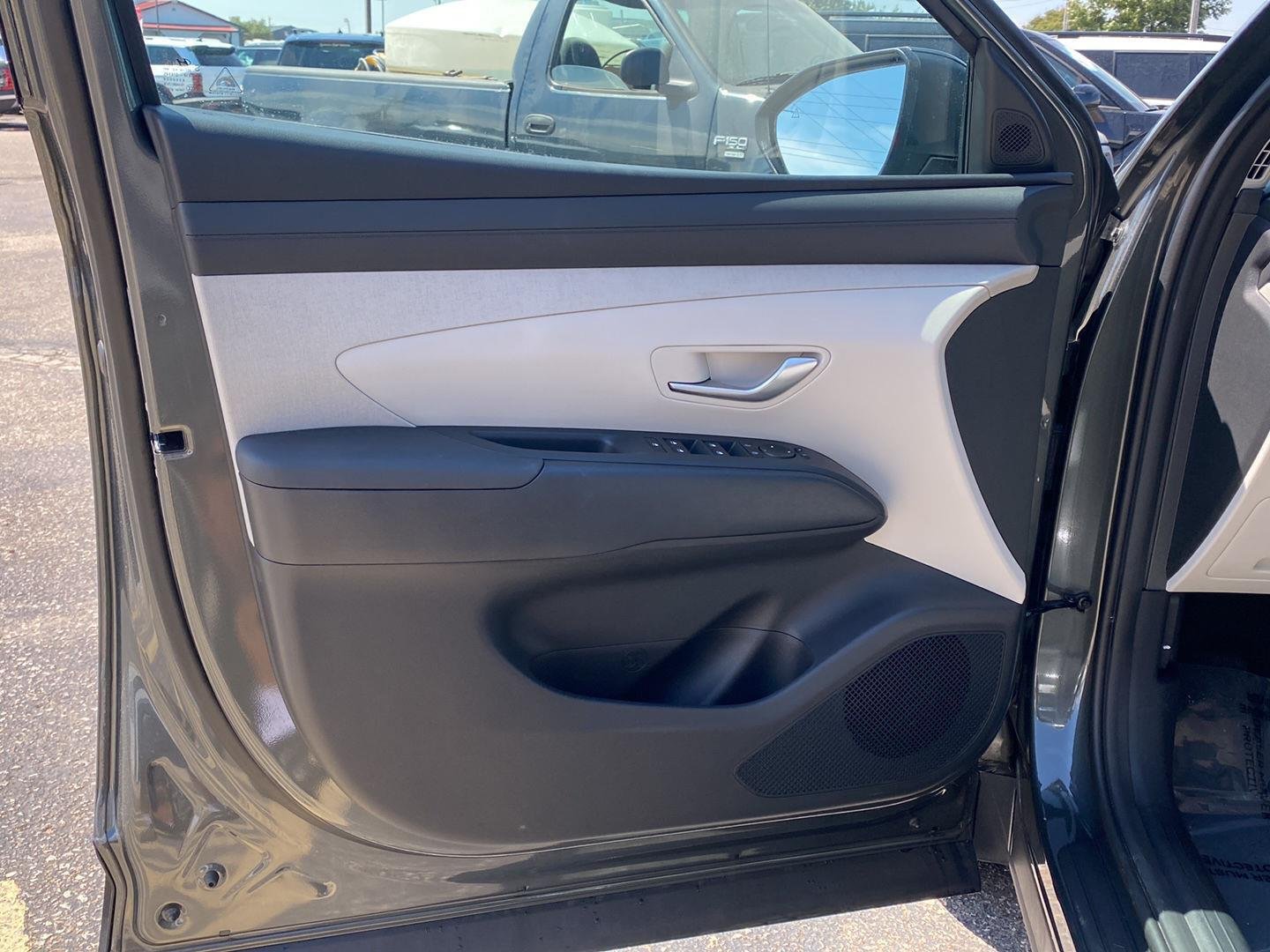 New 2026 Amazon Gray Hyundai SEL Convenience image 13