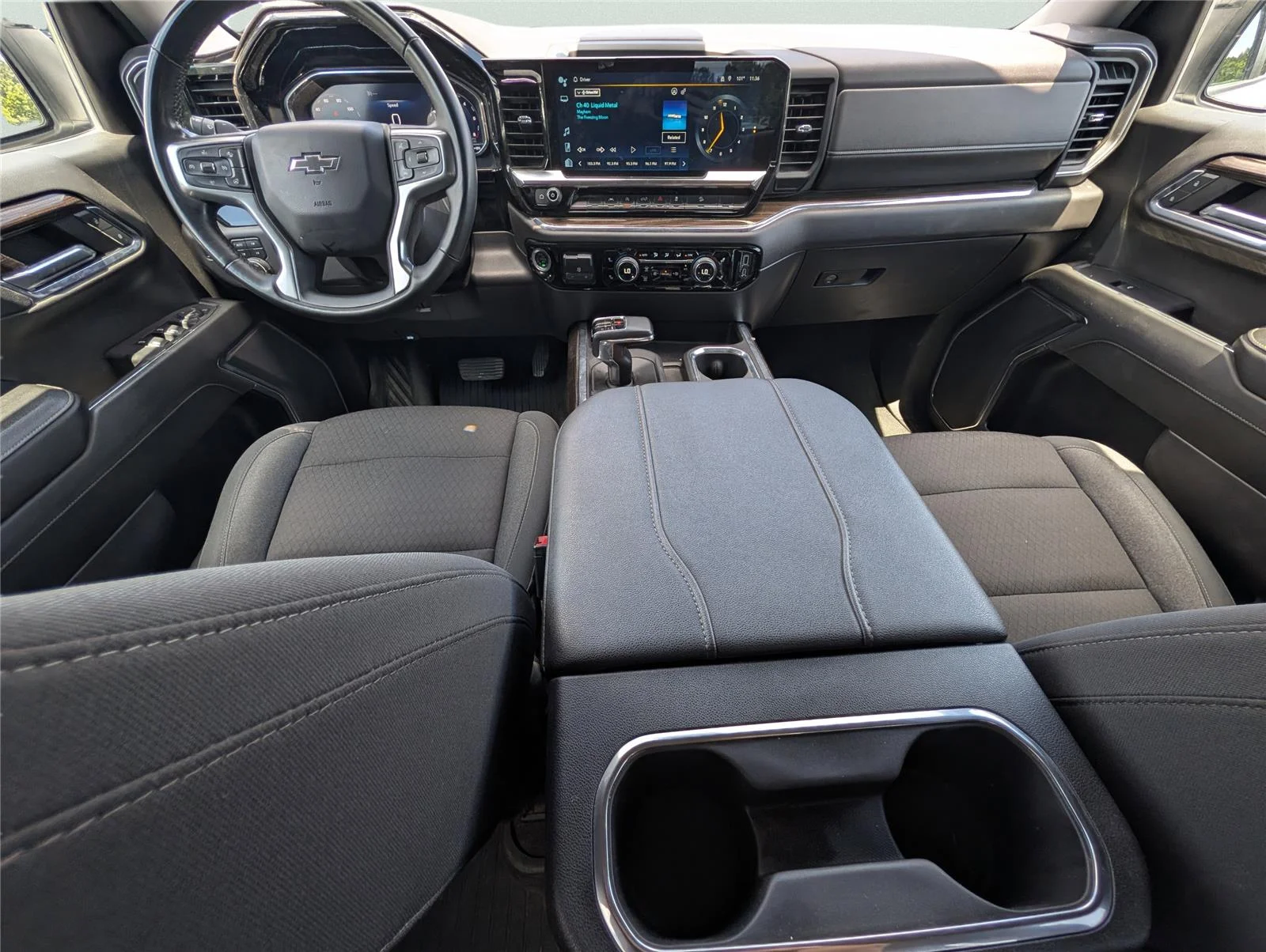 Used 2024 Summit White Chevrolet LT Trail Boss image 33