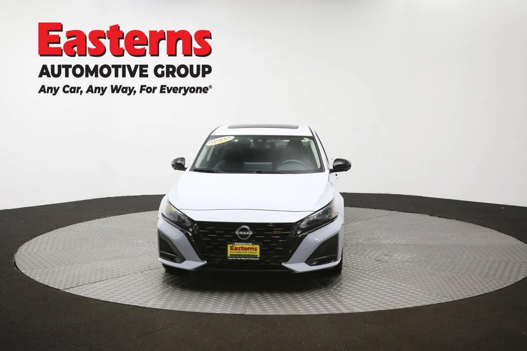 Used 2023 Gray Nissan 2.0 SR image 54