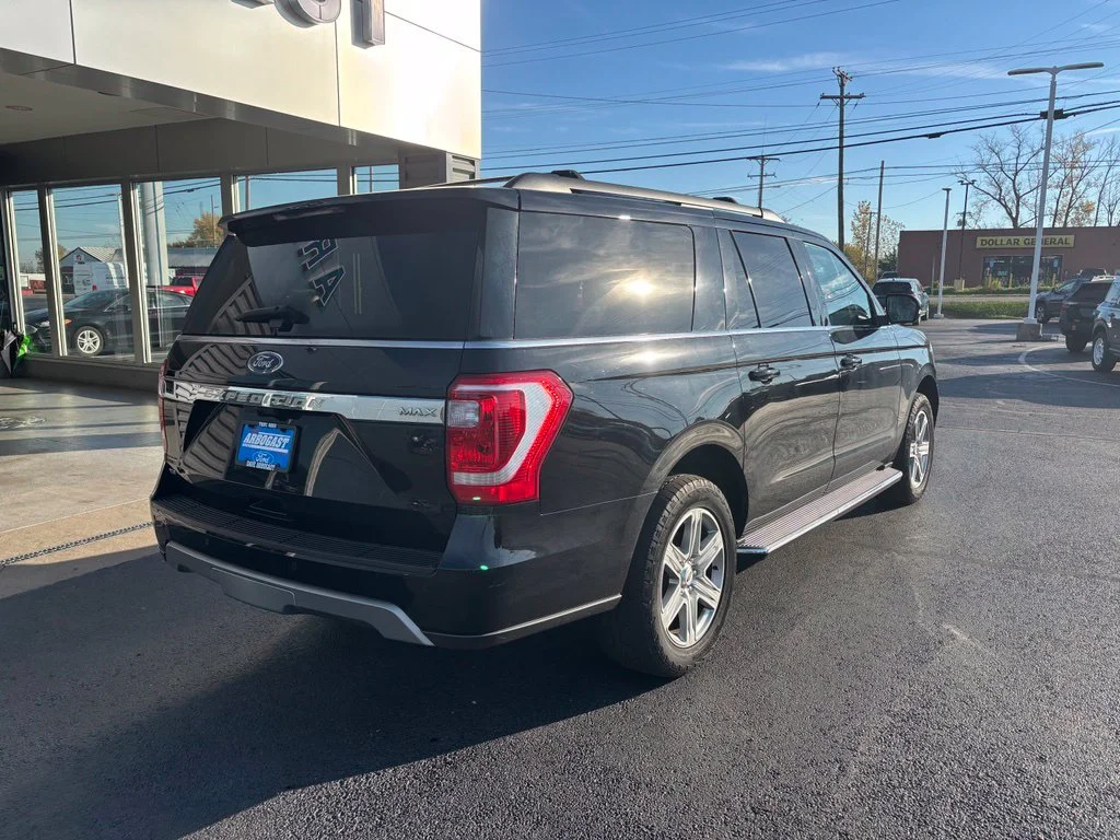 Used 2020 Black Ford XLT image 5
