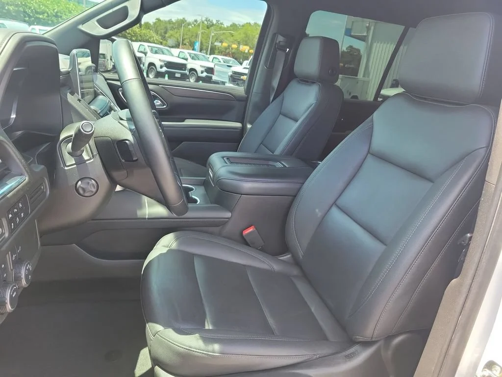 Certified Used 2023 Summit White Chevrolet Z71 image 19