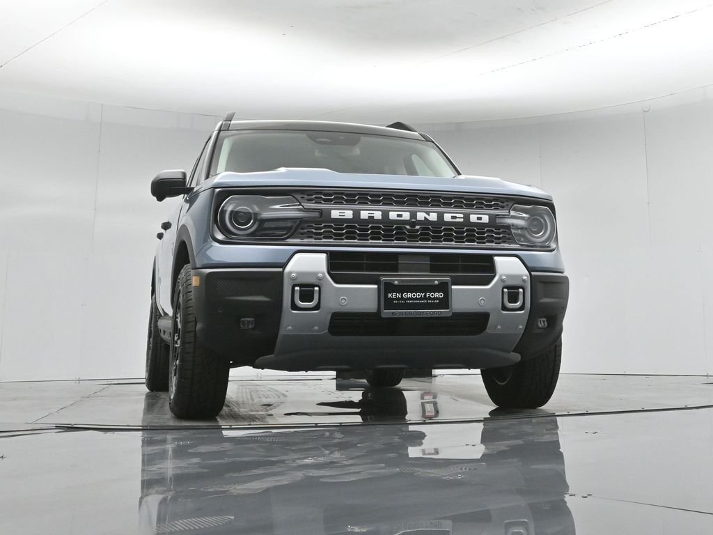 New 2026 Azure Gray Metallic Tri-Coat Ford Badlands image 50