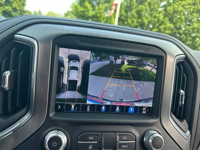 Used 2021 WHITE FROST TRICOAT GMC Denali image 18