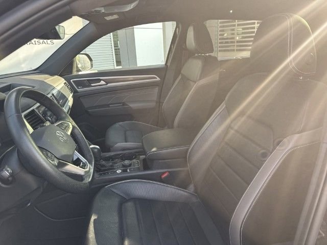 Used 2023 Black Volkswagen 3.6L V6 SEL Premium R-Line image 8