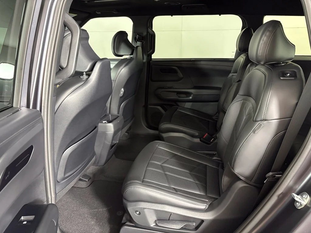 New 2027 Panthera Metal Matte Kia X-Line EX image 39